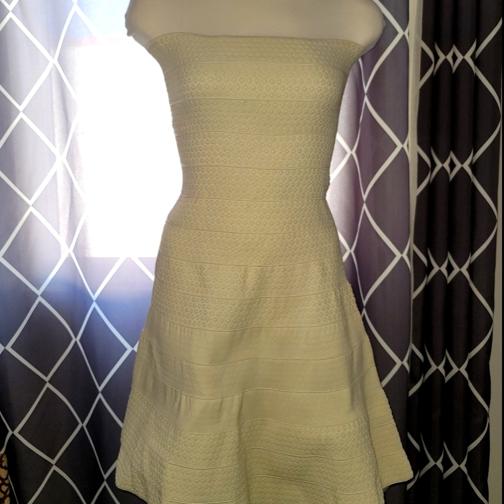 Dress - Picture 1 of 3